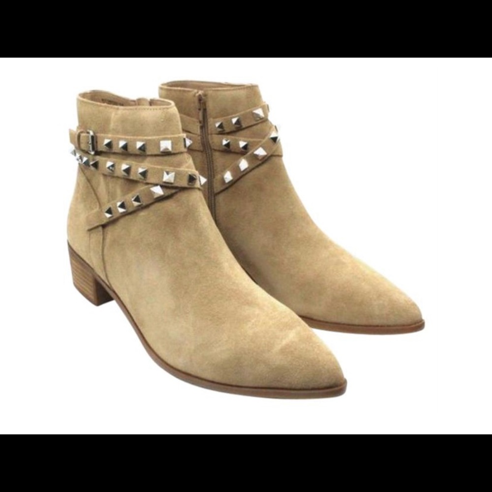 Steve Madden Besto Tan Suede